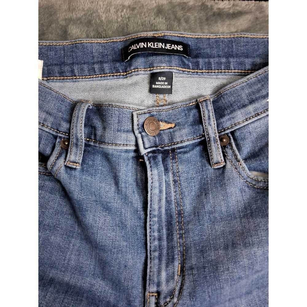 Calvin Klein Jeans Womens Size 8/29 Medium Wash Slim Straight Denim Blue Jeans - Picture 7 of 16